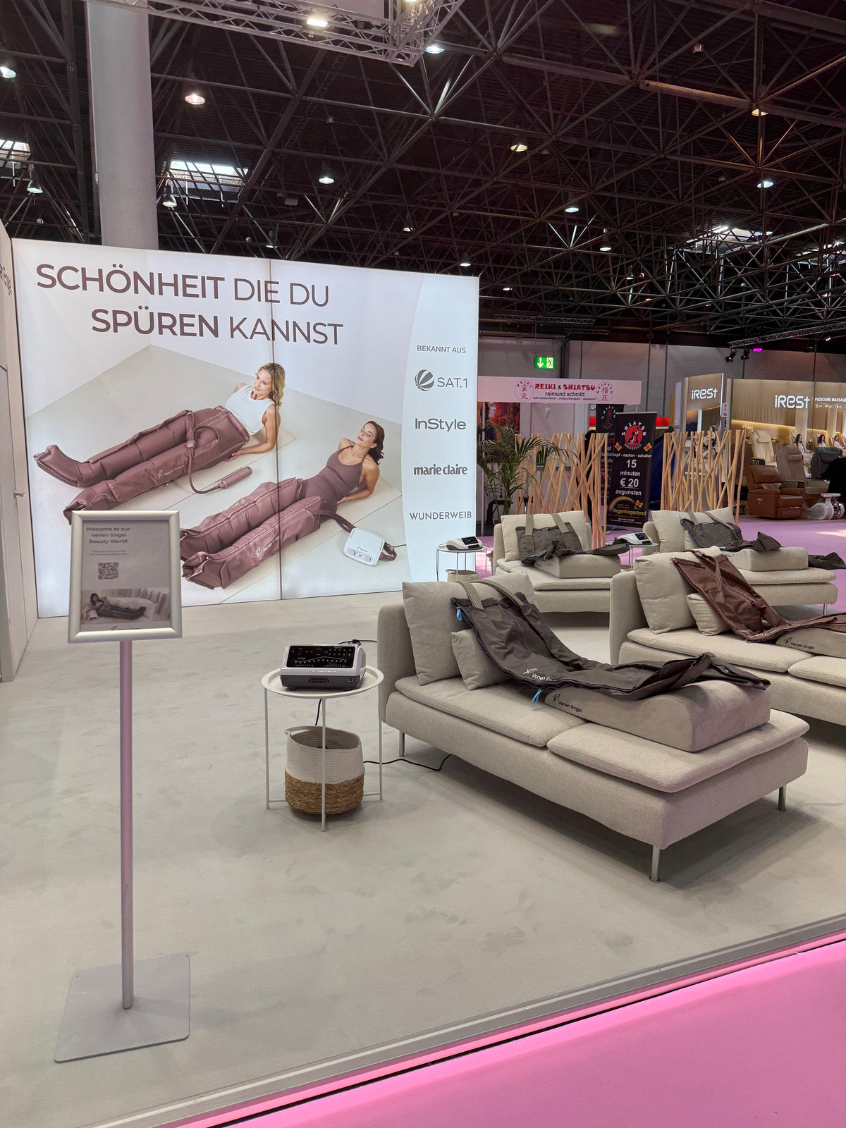 Venen Engel - Messestand Düsseldorf